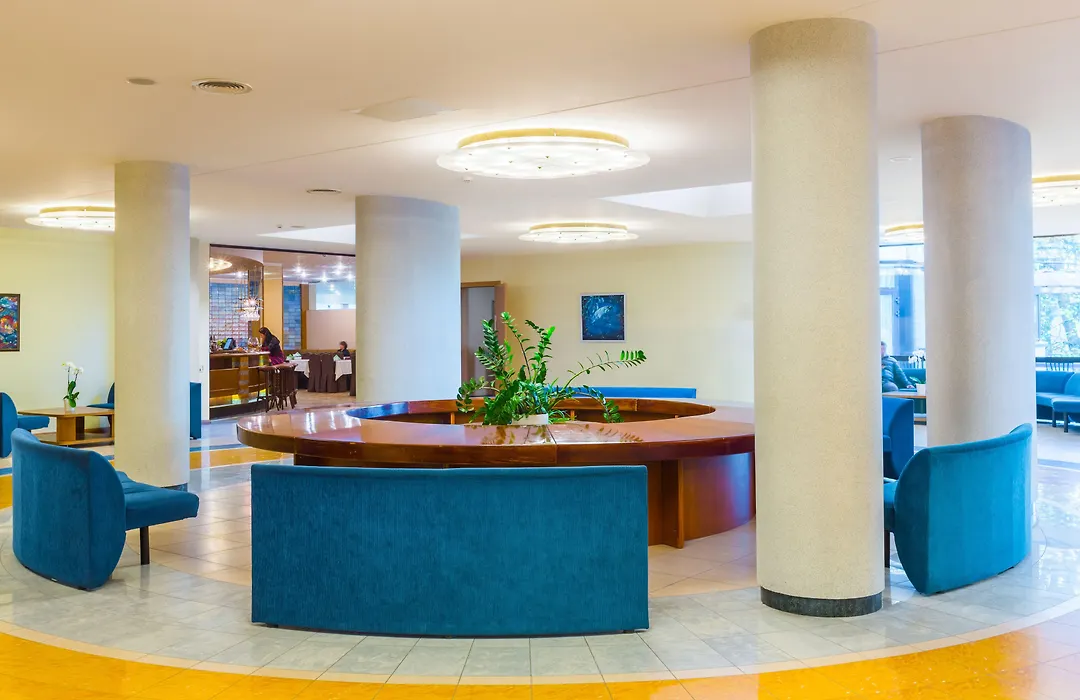 Daina Jurmala Beach Hotel-1